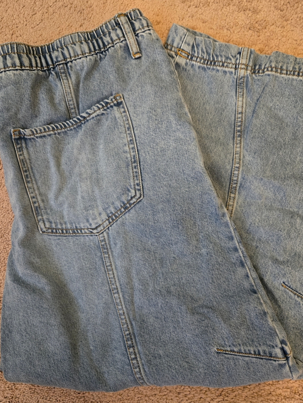 Barrel Jeans - Picture 2 of 3